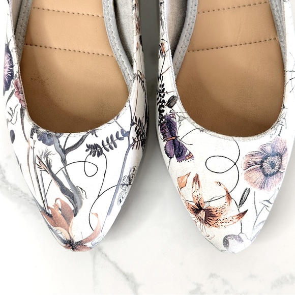 me too Shoes - Me Too Aimee Leather Floral Ballet Flat 8.5 Botanical
